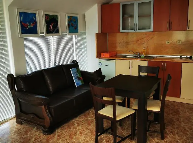 Jelezchevi Guest プリモルスコ