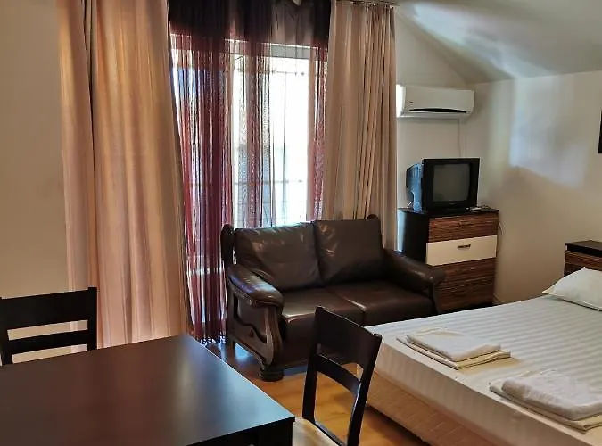 Jelezchevi Guest プリモルスコ