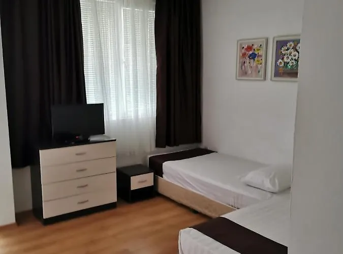 ホテル Jelezchevi Guest プリモルスコ