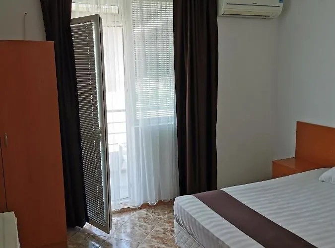 Jelezchevi Guest ホテル 2*