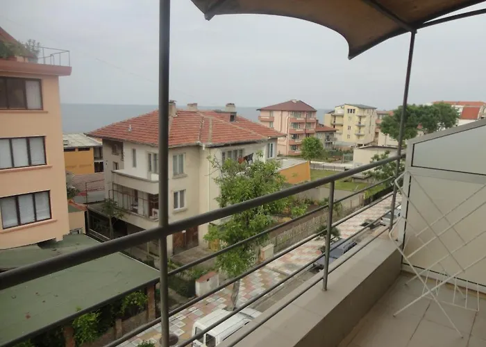 Jelezchevi Guest 2* プリモルスコ