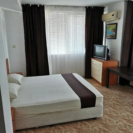 Jelezchevi Guest فندق بريمورسكو