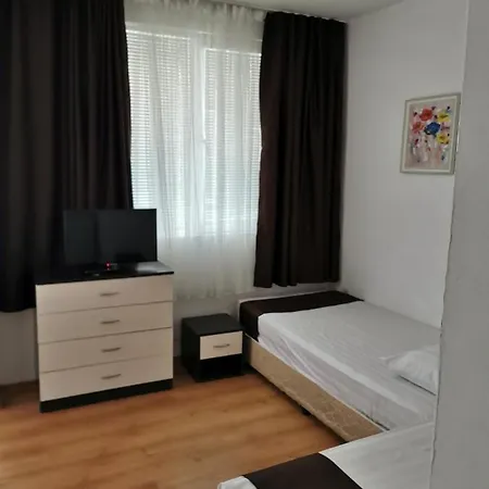 Jelezchevi Guest فندق