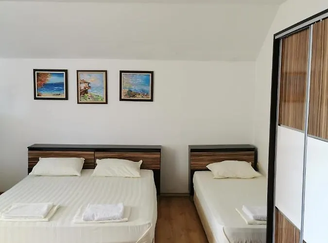 Ξενοδοχείο Jelezchevi Guest Πριμόρσκο